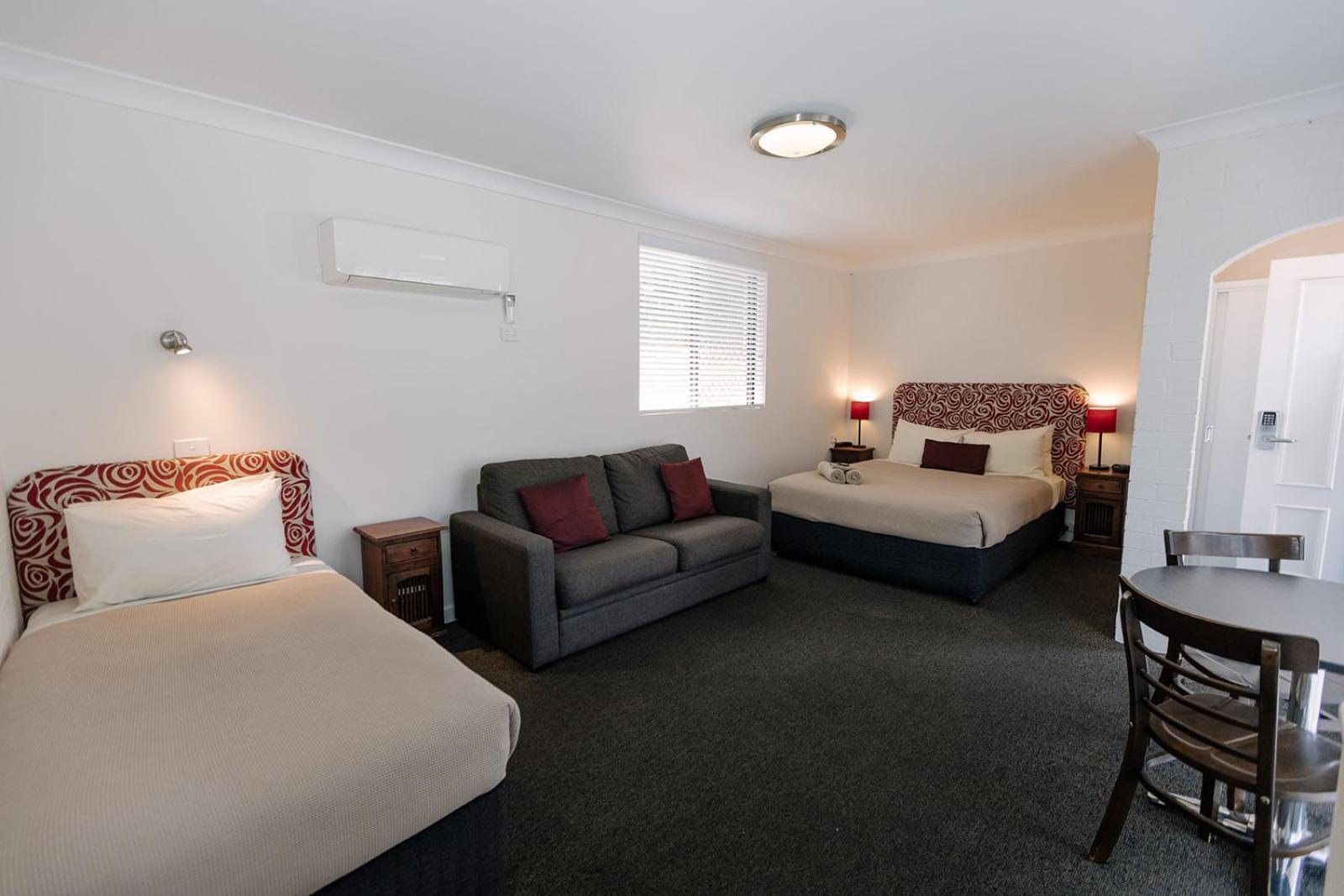 Centralpoint Motel Уогга-Уогга Экстерьер фото